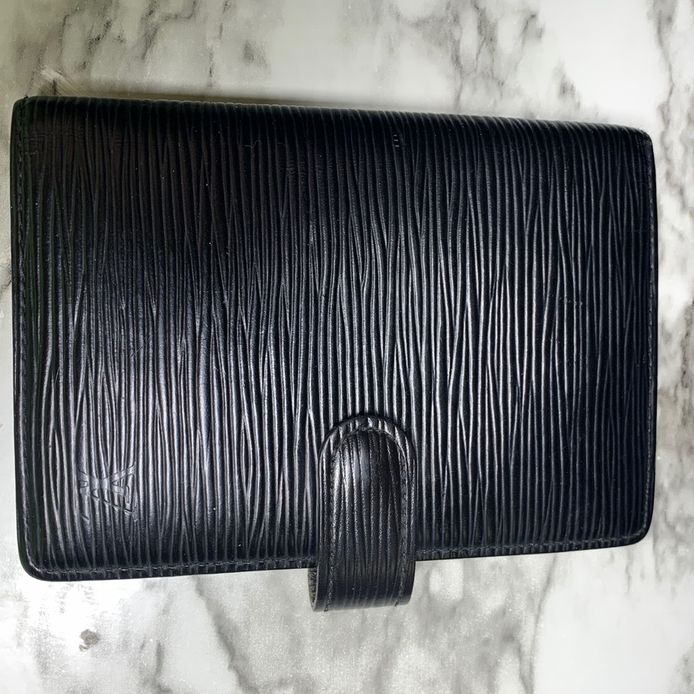 Louis Vuitton epi black leather PM AGENDA